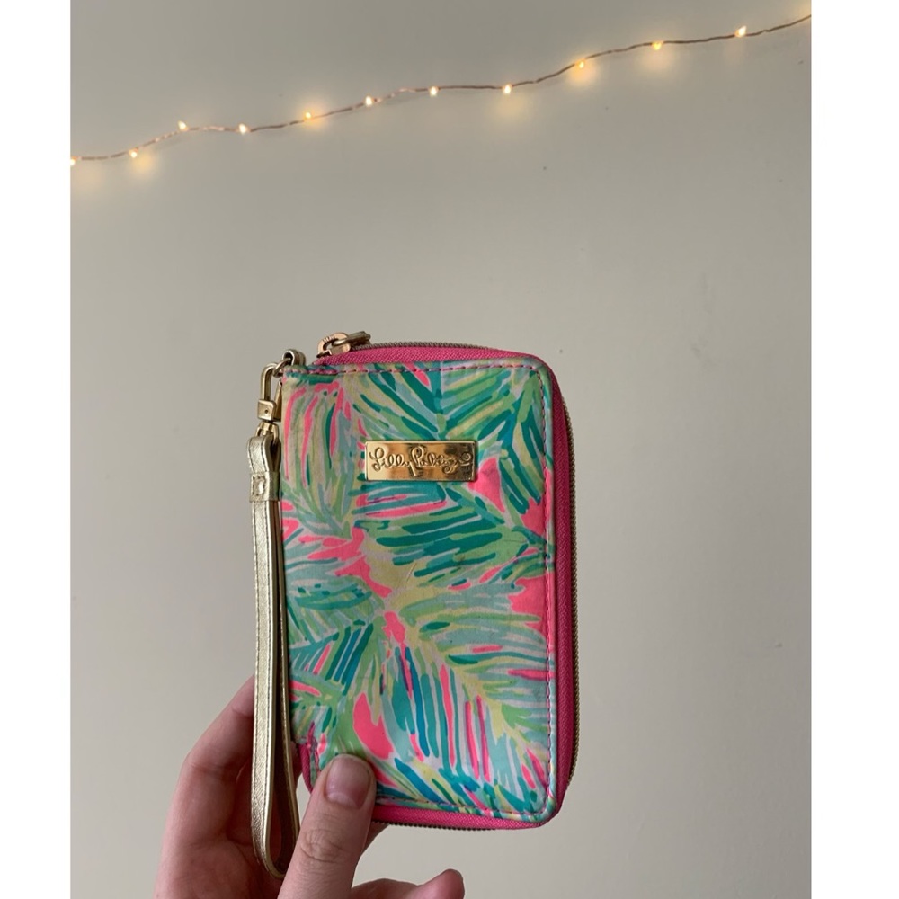 Lilly Pulitzer Wristlet Wallet Phone Case
